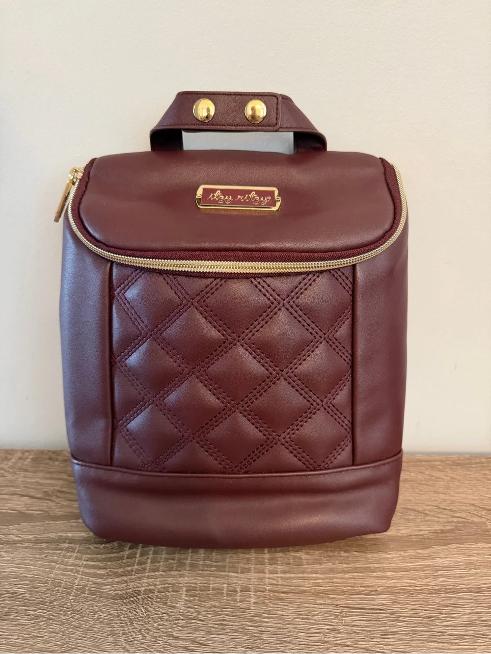 Quilted Wine Leatherette Men’s Backpack - Gold Trim